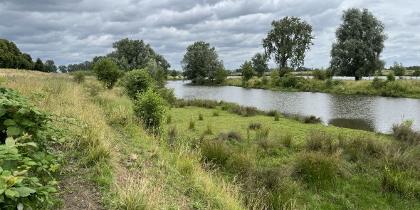 Struinen langs de Maas © Ernst Koningsveld.jpg