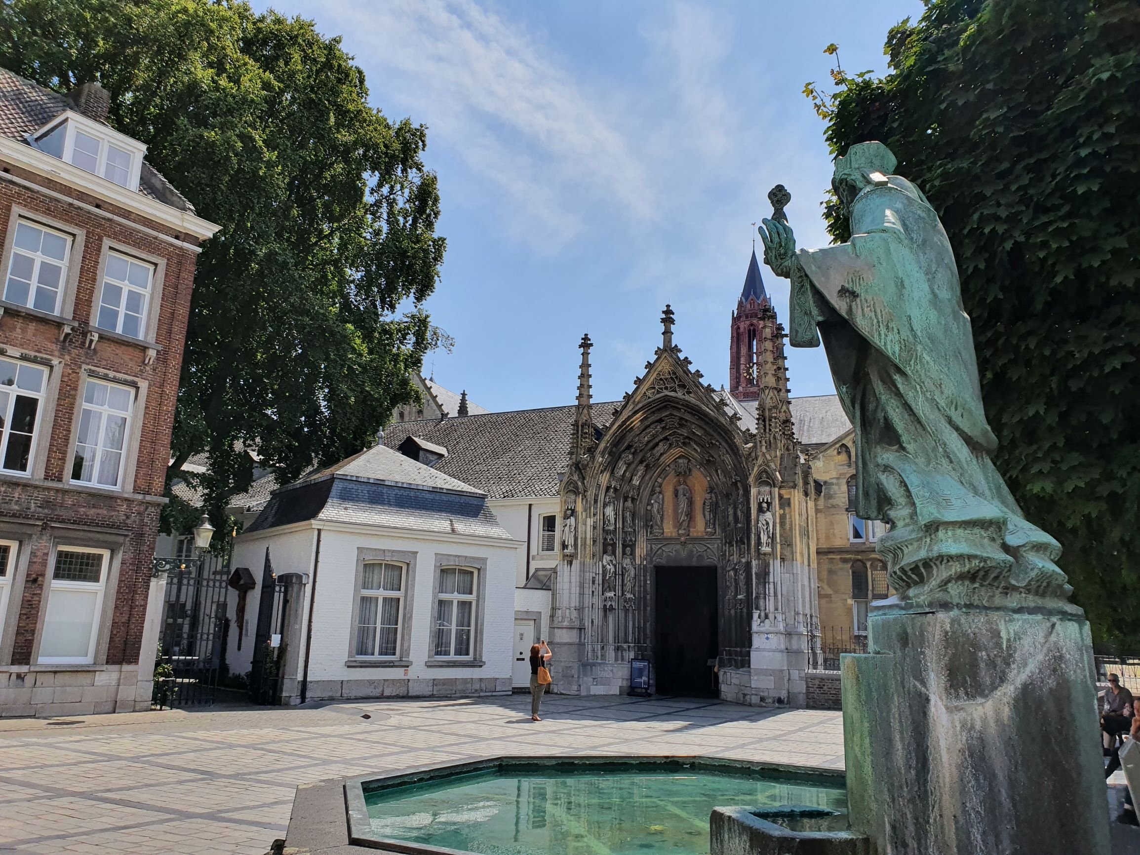 LR Basiliek in Maastricht.jpg